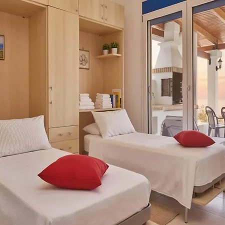 Rhodes Retreat With Private Pool *