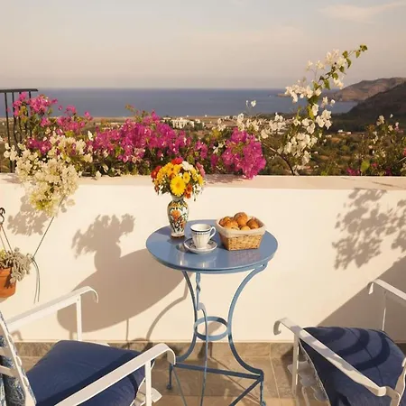 Rhodes Retreat With Private Pool *